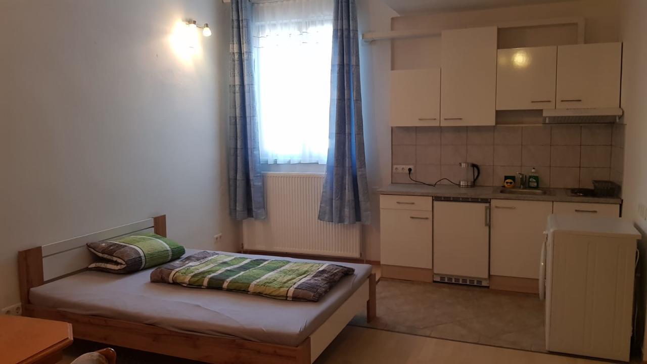 Pop'S Rooms - Transilvania Boheimkirchen Eksteriør bilde
