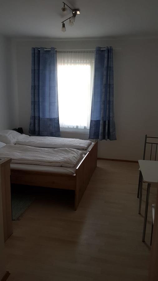 Pop'S Rooms - Transilvania Boheimkirchen Eksteriør bilde
